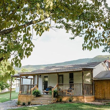 Moonlight Cottage - Your Romantic & Scenic Escape Sevierville Zewnętrze zdjęcie