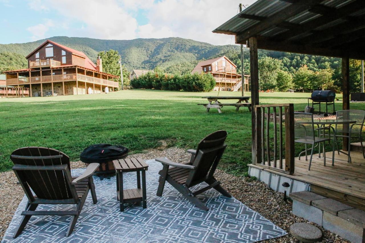 Moonlight Cottage - Your Romantic & Scenic Escape Sevierville Zewnętrze zdjęcie