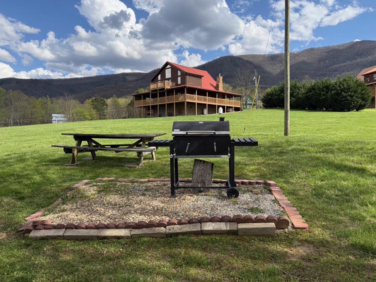 Moonlight Cottage - Your Romantic & Scenic Escape Sevierville Zewnętrze zdjęcie